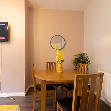Cityhost Apartments - Gateshead 115 Buitenkant foto